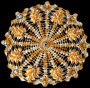 "Racimo de uva vintage de ganchillo a mano 3 dimensiones mandarina abigarrada 21""" - Imagen 1 de 8
