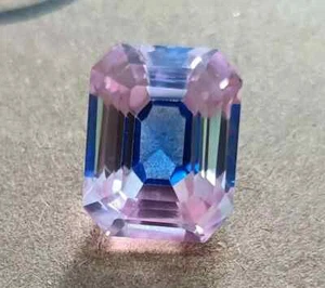 Zaffiro Pitambari Naturale Taglio Smeraldo 9-10 Ct Bicolore Certificato Gemma Sciolta - Foto 1 di 7