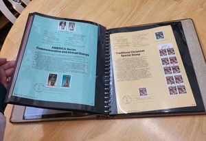 American Commemorative Collection Binder 1989 Stamps  - Picture 1 of 7