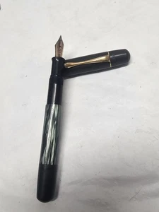 Vintage Pelikan Fountain Pen 14 Karat Nib - Bild 1 von 9