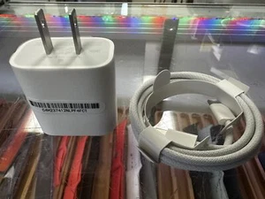 Adaptador Cargador Rápido USB-C Original 20W y Cable Trenzado 1M para iPhone 15, 16, 17 - Imagen 1 de 4