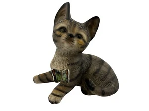 Figura de gatito gato atigrado Harvey Knox con mariposa 1983 Japón pintada a mano 3,5" - Imagen 1 de 10