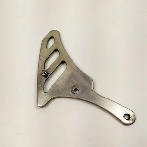 TRIUMPH SPRINT ST1050 ST 1050 2005-2010 CHAINGUARD CHAIN GUARD PROTECTOR - Bild 1 von 3