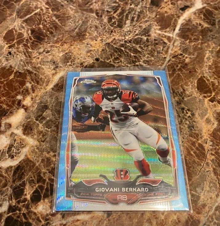 Giovani Bernard 2014 Topps Chrome Blue Wave Refractors Football Card #63 Bengals - Image 1 of 1