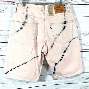 Levi's 569 Shorts Mens Size 34 Loose Straight Pink Tie Dye Denim Shorts New - Picture 1 of 8