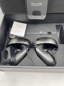 Oculus Rift CV1 Touch Controller Left & Right Black TO-R & TO-L & Remote - Picture 1 of 12