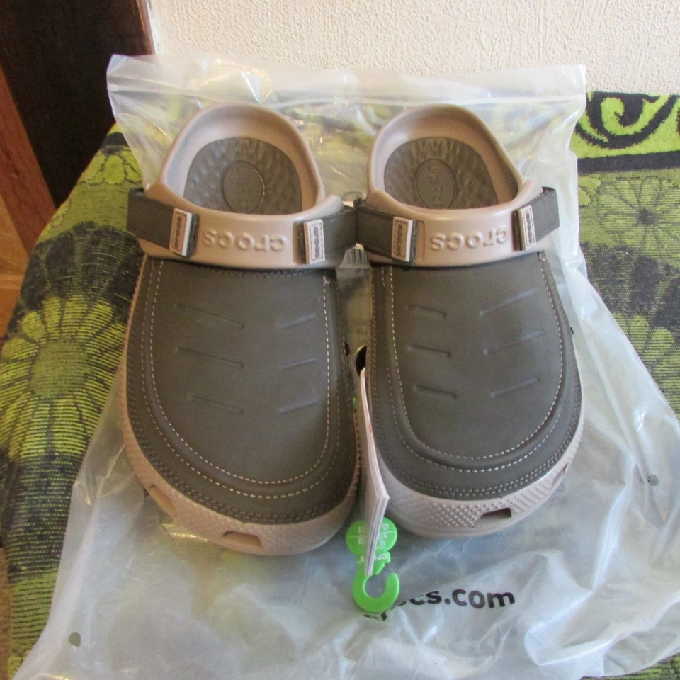 Elige color y talla. Zuecos para hombre Crocs Yukon Vista II LR, zapatos informales. Foto 1 de 4