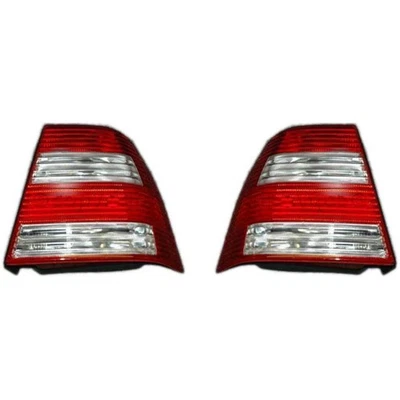 Juego de luces traseras halógenas laterales conductor y pasajero Volkswagen Jetta 2004-2007 Foto 1 de 4