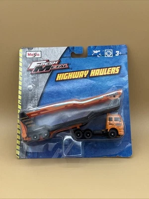 Remolque para carros de transporte Legacy 1/64 de metal fresco Maisto 11526 Foto 1 de 4