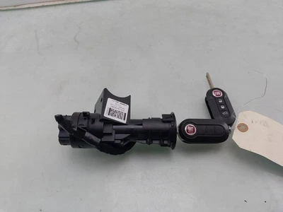 BLOCCHETTO ACCENSIONE + CHIAVE Fiat Panda/Pandina (312) 2014 1544401 / 51800628 Foto 1 de 4
