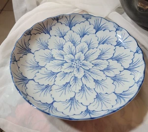 VTG Chinese Rice Plate Chrysanthemum Flower Pattern Blue White 9" Makers Mark - Picture 1 of 6