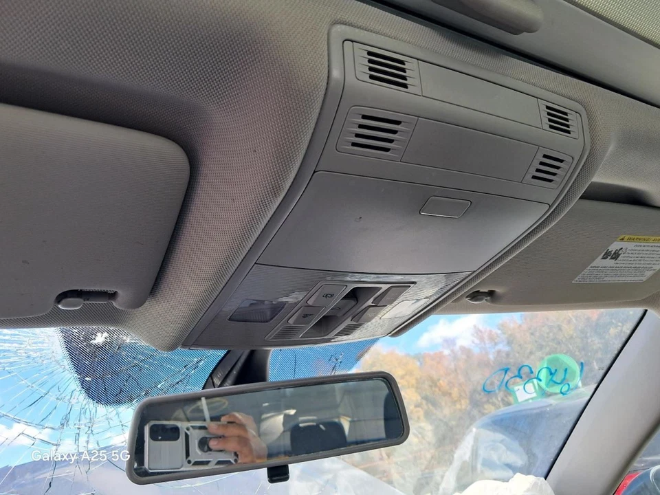 2019 Volkswagen Jetta Overhead Console Roof w/Sunroof - Used, 98K Miles - Image 1 of 4