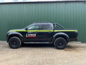 2021 Nissan Navara DCI N-GUARD Auto Pick Up - 102,567 miles - £16,000+VAT - Picture 1 of 20