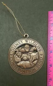 NUEVO Disney Fondo de Conservación de Vida Silvestre Adorno Medallón Animales Troquelado Alivio - Imagen 1 de 2