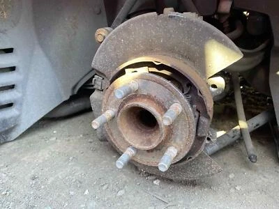 Dodge Charger SE RWD Rear RH Right Knuckle Stub Axle 2011 up to 2018 19 20 21 22 Foto 1 de 3