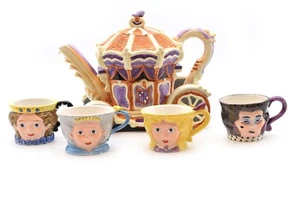 Department 56 Storybook Cinderella handbemalte Keramik Teekanne & 4 Teetassen - Bild 1 von 10