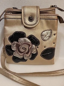 Relic Crossbody Wallet Purse Taupe Metallic Flower Rose Appliqué Faux Leather - Picture 1 of 21