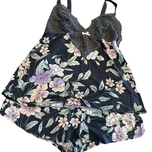 Floral Pajama Set Cami Top & Shorts Sleepwear Loungewear - Picture 1 of 9