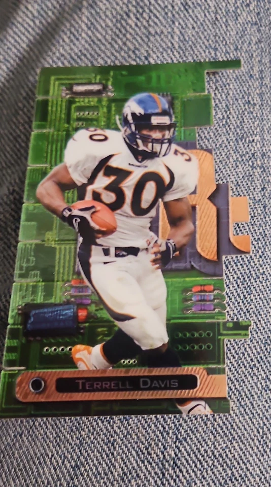 1998 Topps Stadium Club - Triumvirate Terrell Davis #T1A Luminous - Image 1 of 1