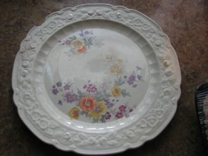 Homer Laughlin china luncheon plate Orleans W232 Ruby's Fall Cosmos 9 1/8" rare - Picture 1 of 10