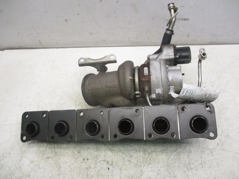 TURBOCHARGER ASSY W MANIFOLD 3.0L 35iX 适合 13-15 宝马 X1 5442 — 第 1/4 张图片