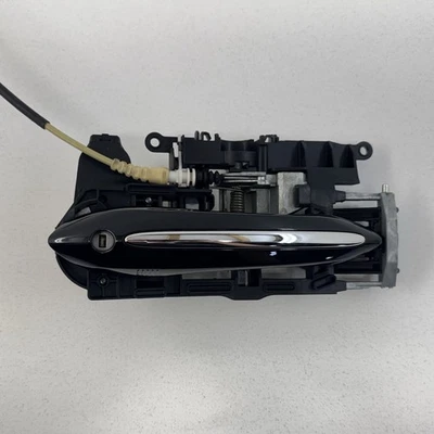 12-16 BMW M5 F10 Driver Left Front Exterior Door Handle Black OEM - Image 1 of 4