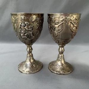 Paar Original Vintage Corbell & Co versilberte Cherub Weinrebe Cordial Kelche - Bild 1 von 17