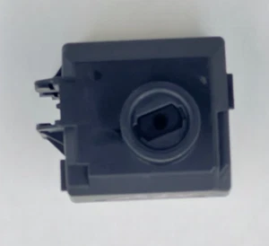 Mercedes-Benz W246 Ignition Control Module EZS A2469055003 - Picture 1 of 3