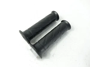 Griffpaar Aprilia RS 125 XA BJ. 21/22 Griffe Gasgriff Griffgummi grip - Picture 1 of 4