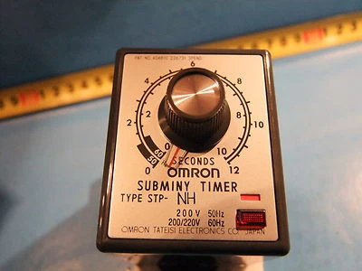 Omron STP-NH 200/220 V 10s Subminy Timer - Bild 1 von 4