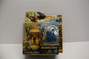 TRANSFORMER BUMBLEBEE ENERGON IGNITERS BUMBLEBEE VW BEETLE NEW POWER PLUS FIGURE - Picture 1 of 2