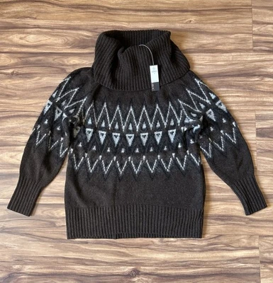Suéter para mujer Banana Republic mediano Fair Isle cachemir lana capucha cuello marrón Foto 1 de 4