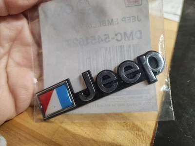 OMIX-ADA DMC-5451627 AMC Jeep Emblem; 76-86 Jeep CJ5 CJ7 CJ8  - Image 1 of 2