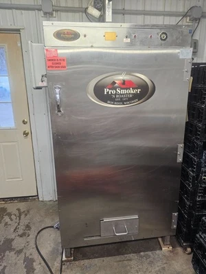 Ahumador Pro 300S de acero inoxidable con opción de retención - apenas usado Foto 1 de 4