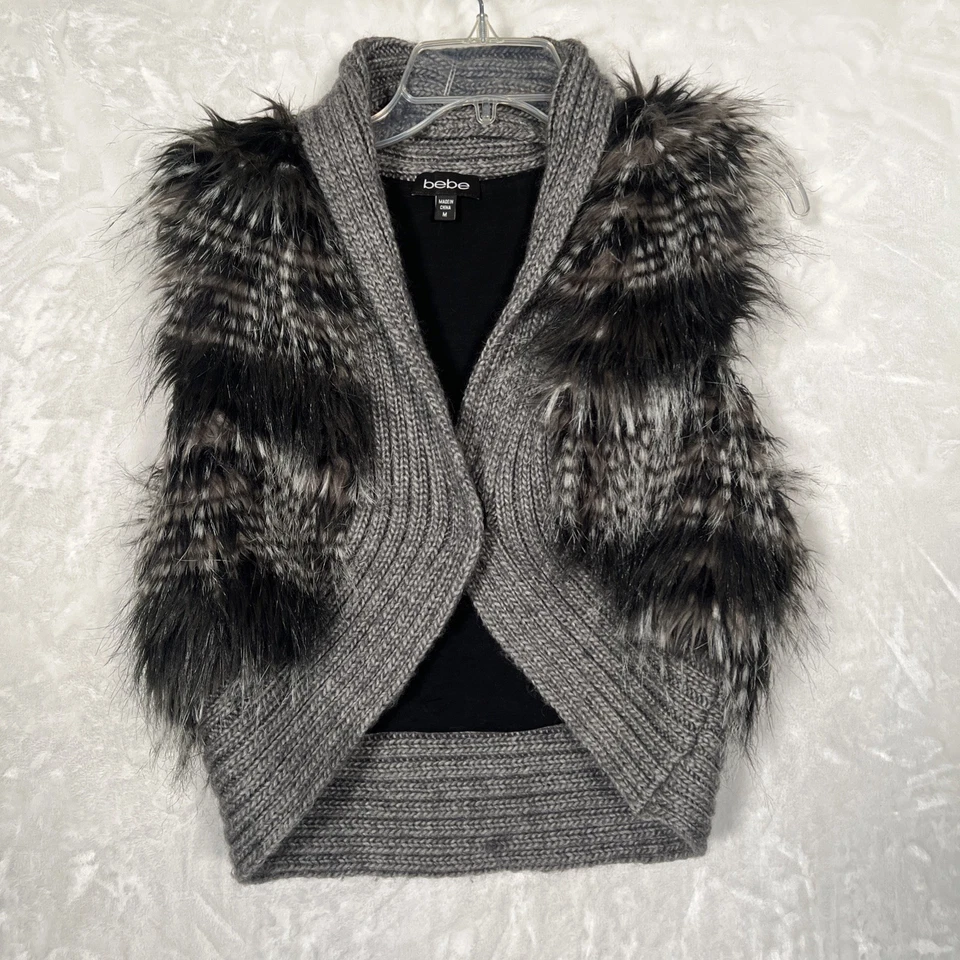 BEBE Suéter Chaleco Peludo M Sin Mangas Gris Pelo Largo Piel Sintética Forrado Y2K Foto 1 de 4