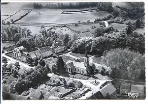 CP 21 CÔTE-D'OR - Grosbois-en-Montagne - Vue aérienne sur le Château et l'Eglise - Picture 1 of 1