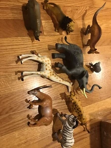 Konvolut Plastik Safari Wildtiere 90er Jahre Spielzeug Tiere Giraffe Känguru - Bild 1 von 6