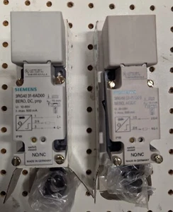 2 NEW SIEMENS BERO 3RG4031 PROXIMITY SWITCHES (478)) - Picture 1 of 8