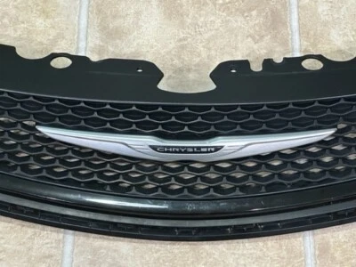 2015-17 Chrysler 200 Front Upper Grille Assembly OEM + Emblem + Black Moulding - Image 1 of 4