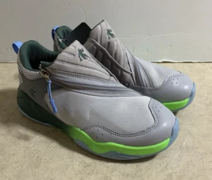 AND1 Boy's Shoes Vector New Size 5 Lightweight Slip On Zip Up Basketball Sneaker - Picture 1 of 9