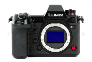 Panasonic Lumix DC-S1H - Good Condition; Missing eyecup - Picture 1 of 3