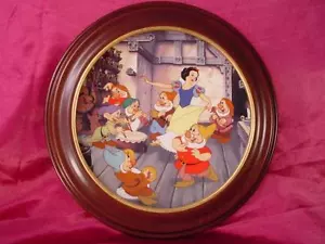 Snow White and Seven Dwarfs Limited Edition Knowles Dance Plate with Wood Frame - Picture 1 of 3