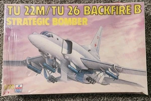ESCI TU 22M/TU 26 Backfire B Strategic Bomber 1:72 Scale Model Plane Kit - Picture 1 of 6