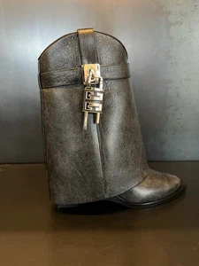 GIVENCHY $2395.00 Black Leather Shark Lock Cowboy Boots Shoes S 9 - Picture 1 of 6