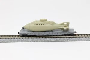 Micro Trains Special Run 07-136 N Scale Flatcar w/ Sub US Navy USN 3330 Gray - Picture 1 of 9