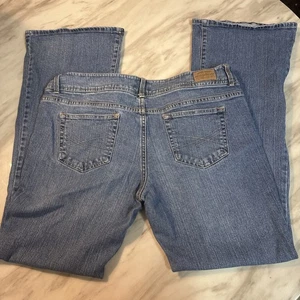 Aeropostale Women’s Hailey Flare Jeans 13/14 Reg.  Double Button - Picture 1 of 18