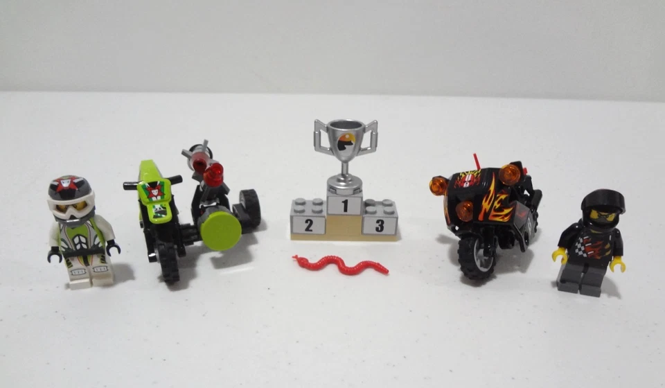 Lego World Racers 8896 Snake Canyon 100% Completo Sin Manual Falta 1 Pegatina Foto 1 de 1