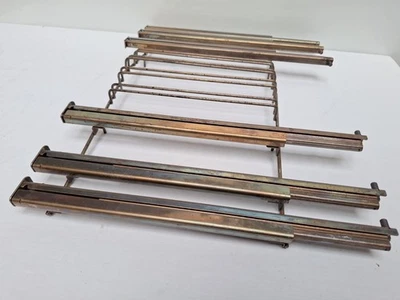 BOSCH  Backofen / Herd  Auszugsystem / Teleskop /  E-HBA73B250    Type HT5HBP7 - Bild 1 von 4