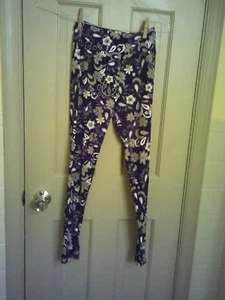 Ladies LuLaRoe Brand Leggings, One Size (2-10). Black Floral Print. - Picture 1 of 2