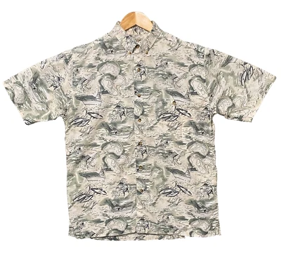 Global Tracking GPS Men's Shirt, Deep Sea Fishing Pattern, Size M, Chest Pocket - Image 1 of 4